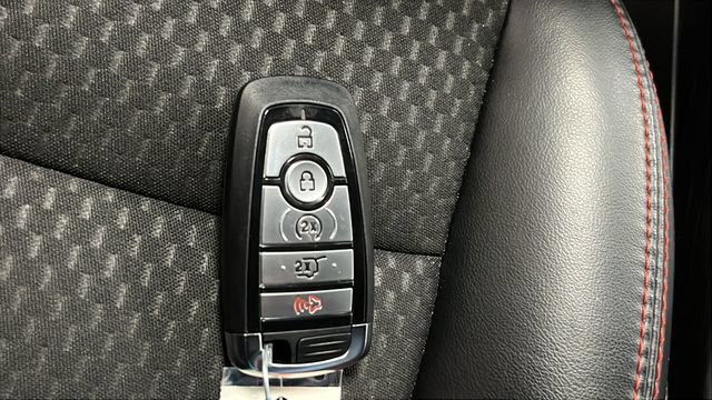 Used 2024 Ford Escape ST-Line w/ Tech Pack #1 AWD/4WD image 39