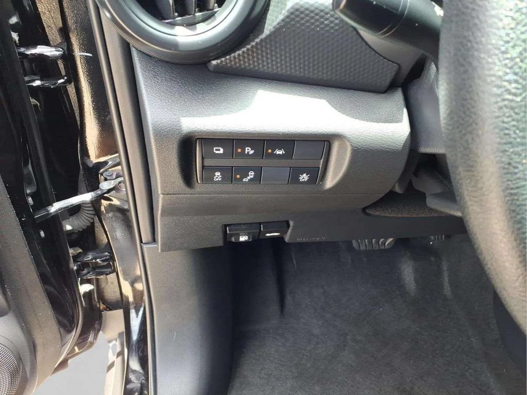 Used 2024 Nissan Kicks S FWD image 10