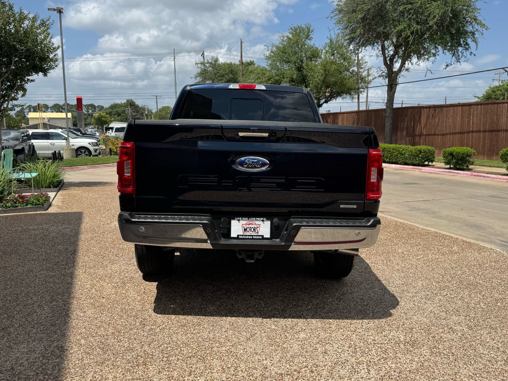 Used 2022 Ford F150 XLT w/ Equipment Group 302A High AWD/4WD image 9