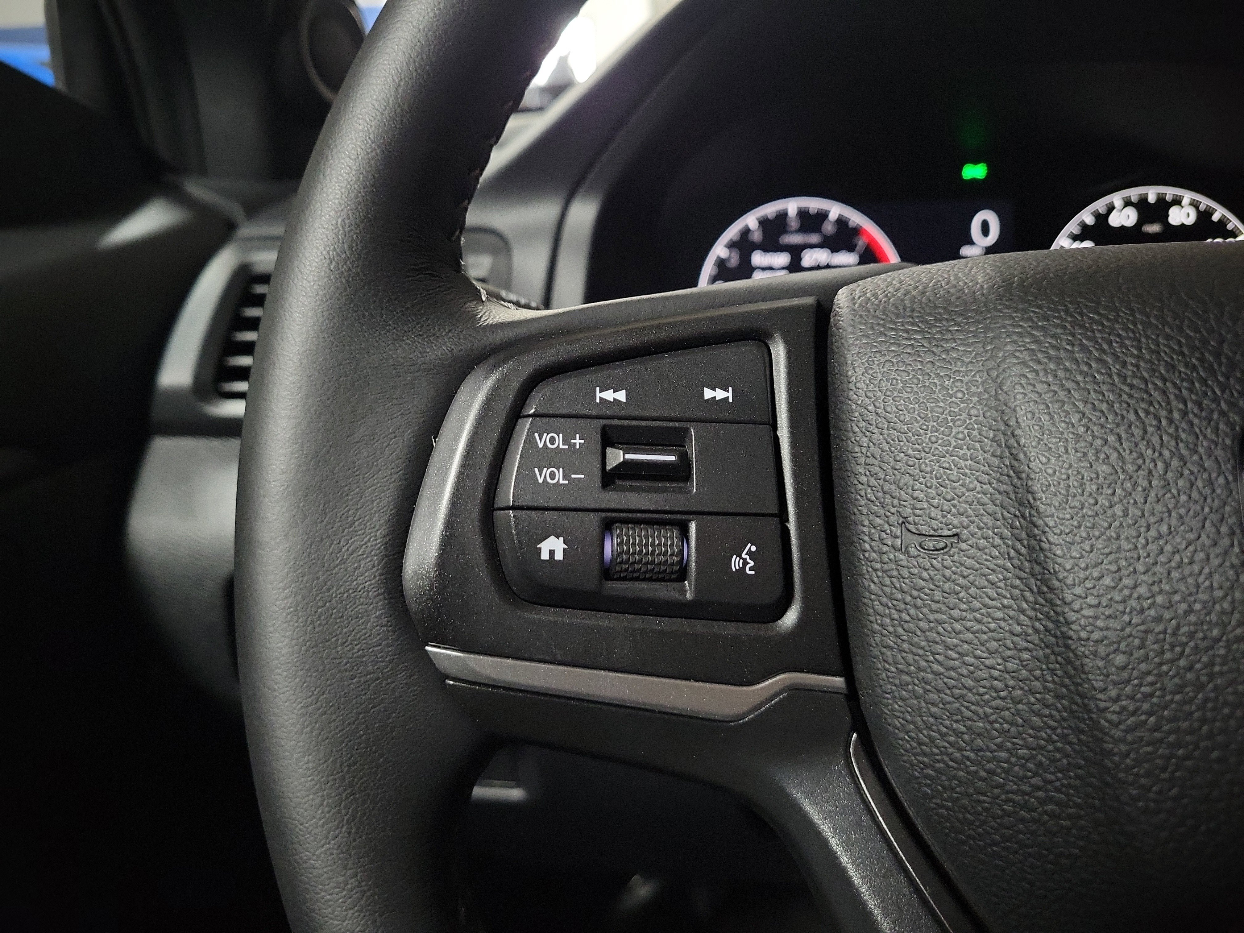 Certified 2025 Honda Ridgeline RTL image 25