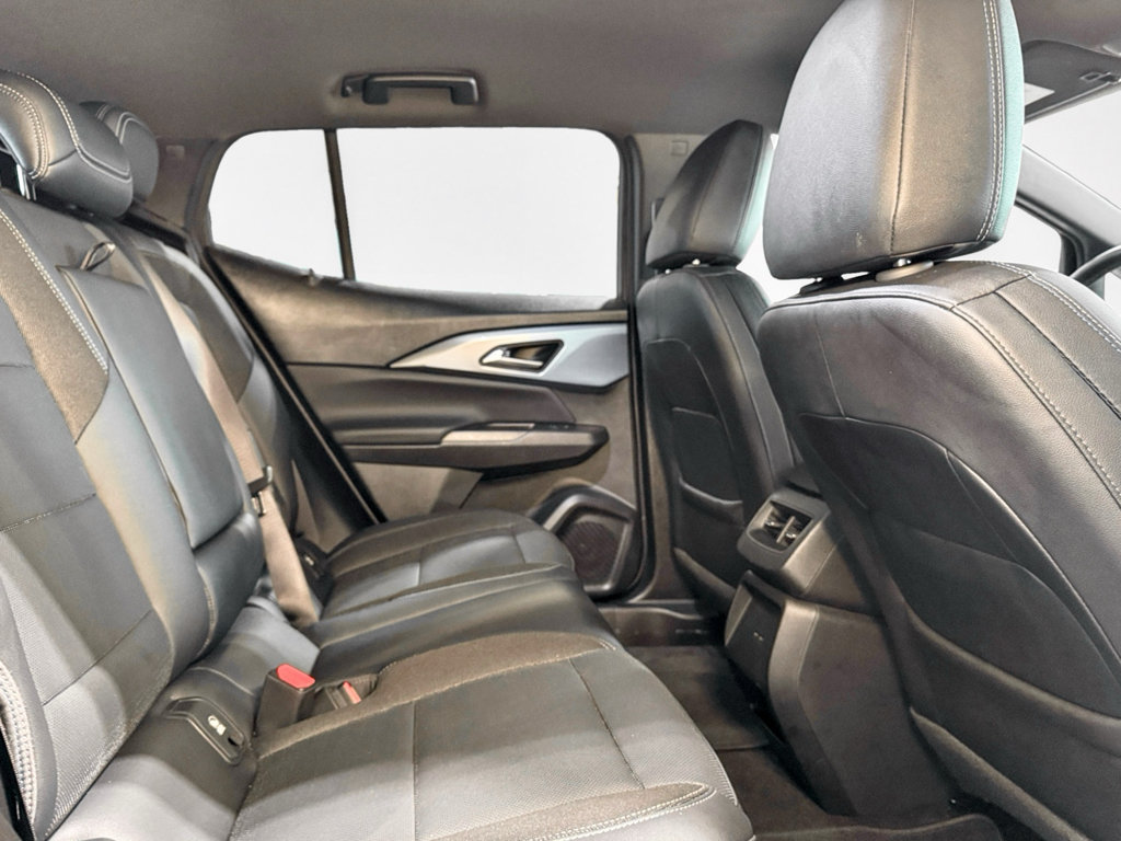 Used 2024 Chevrolet Equinox EV LT FWD image 23
