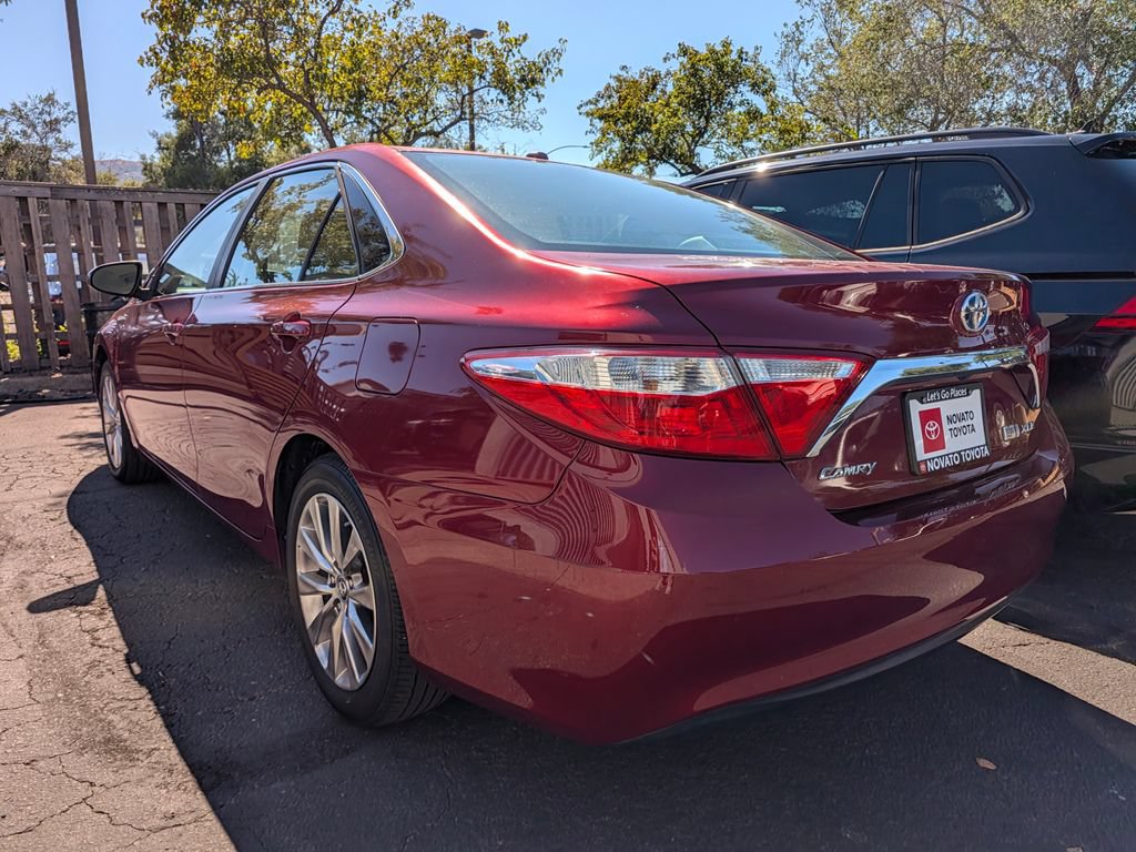 Used 2015 Toyota Camry XLE w/ Moonroof Package FWD image 7