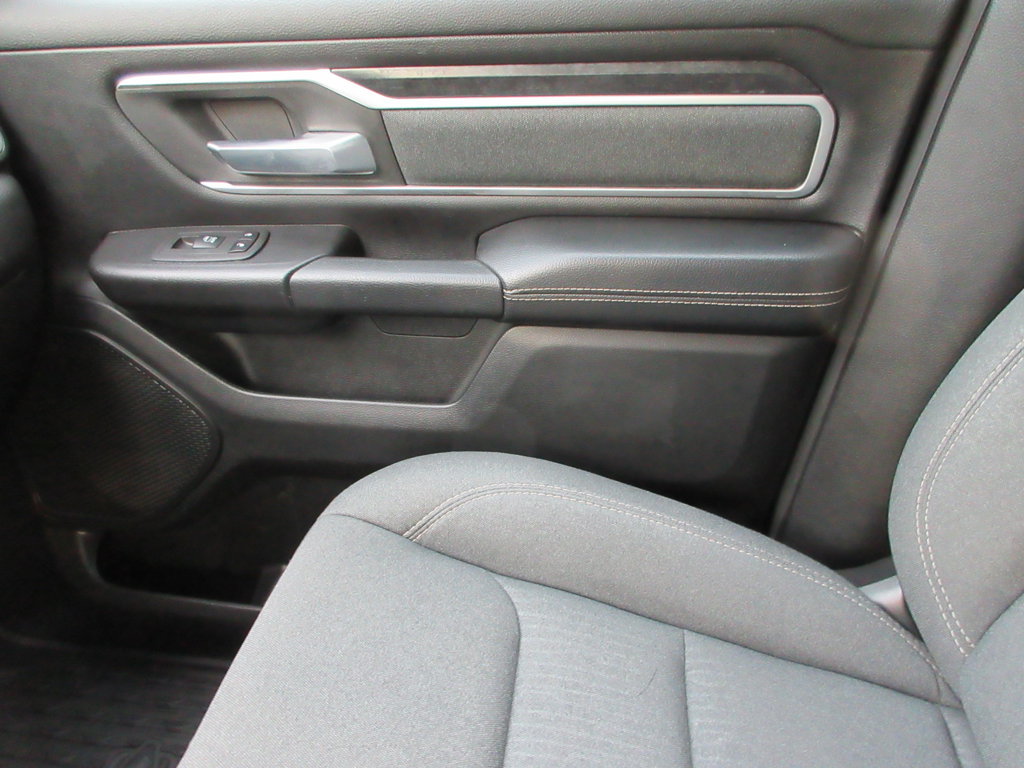 Used 2021 RAM 1500 Big Horn AWD/4WD image 37