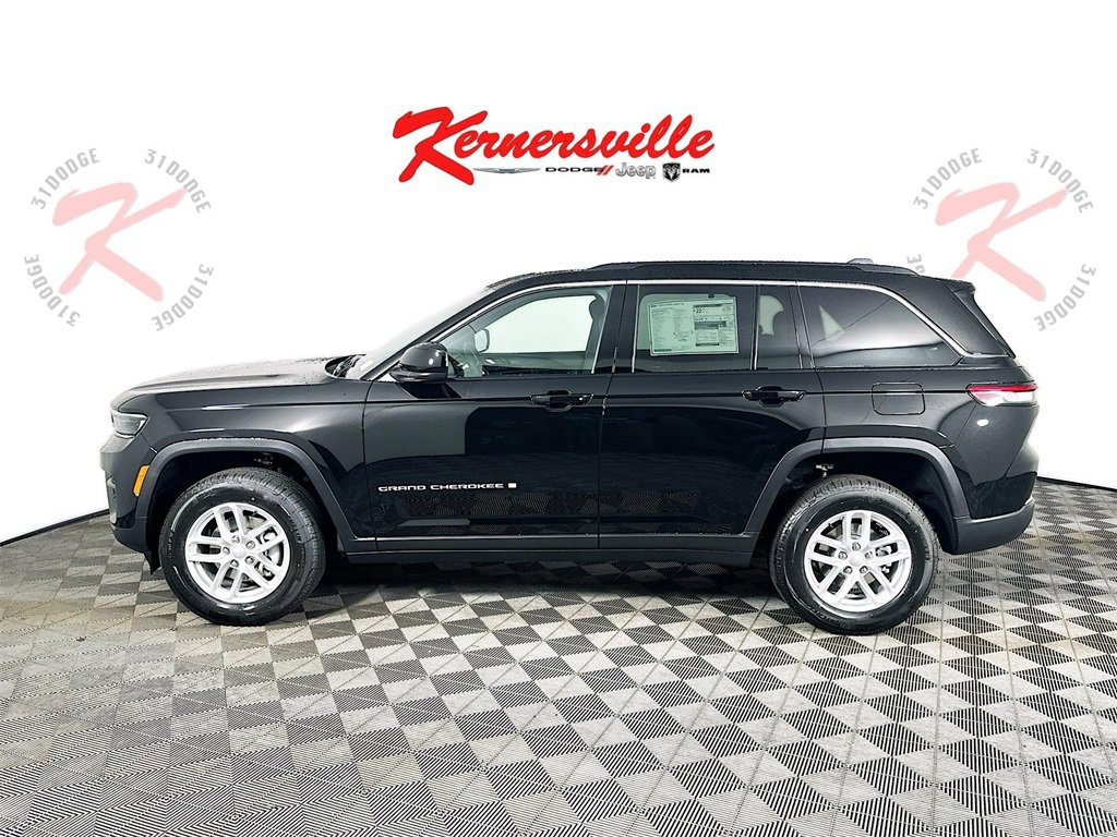 New 2025 Jeep Grand Cherokee Laredo X w/ Luxury Tech Group I image 4