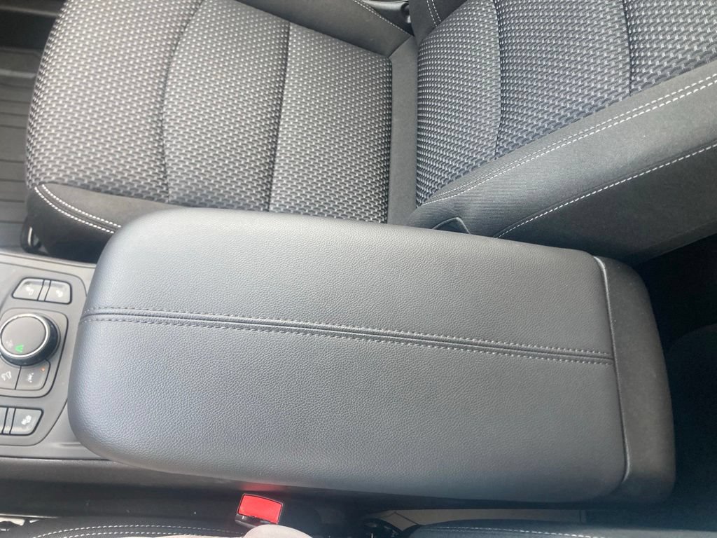 Certified 2024 GMC Terrain SLE w/ Driver Convenience Package FWD image 23