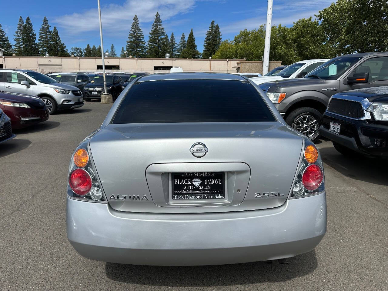 Used 2002 Nissan Altima 2.5 SL FWD image 5