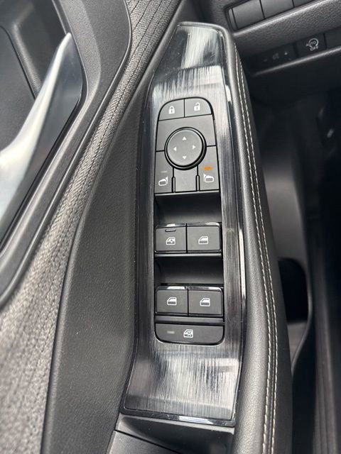 Certified 2023 Nissan Rogue SV image 76