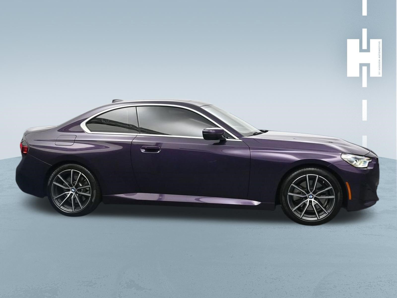 Used 2022 BMW 230i Coupe w/ Premium Package 2 RWD image 3