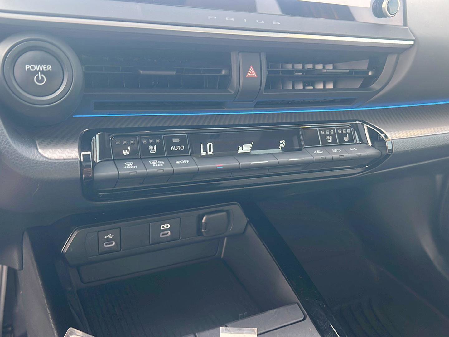 Used 2024 Toyota Prius Limited image 26