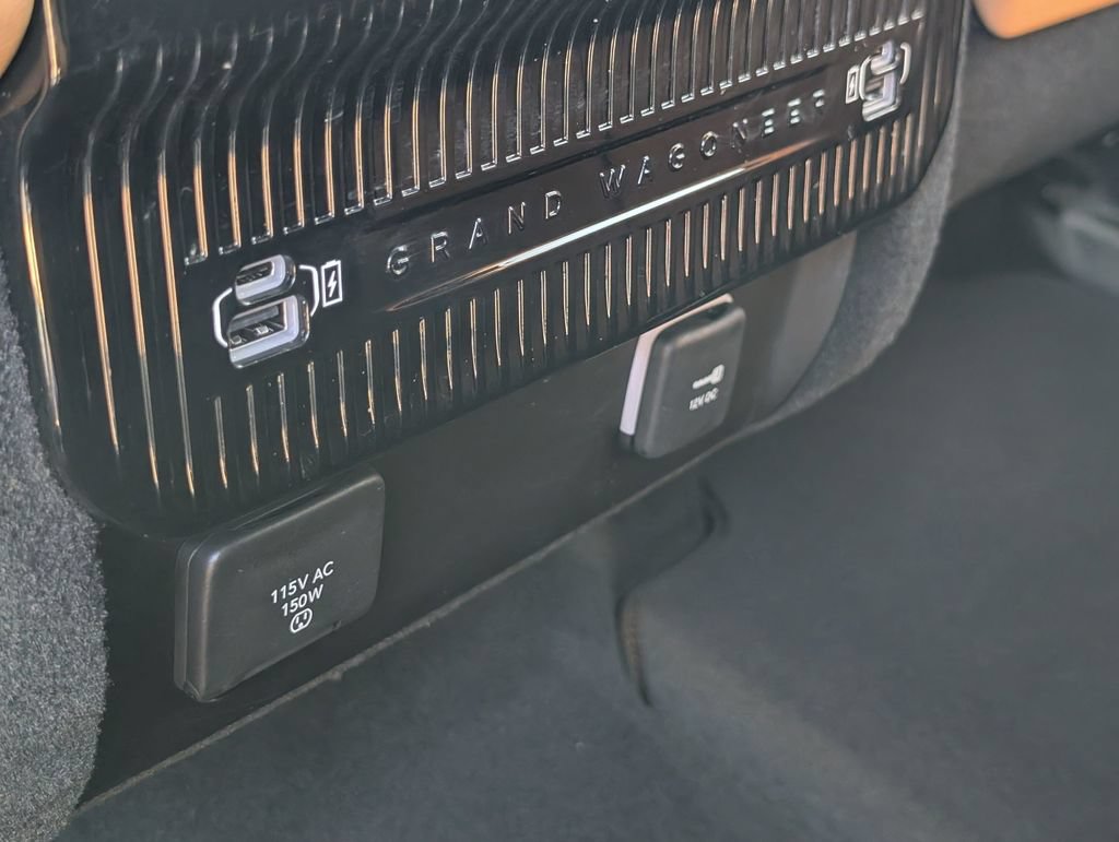 New 2026 Jeep Grand Wagoneer L Summit AWD/4WD image 23