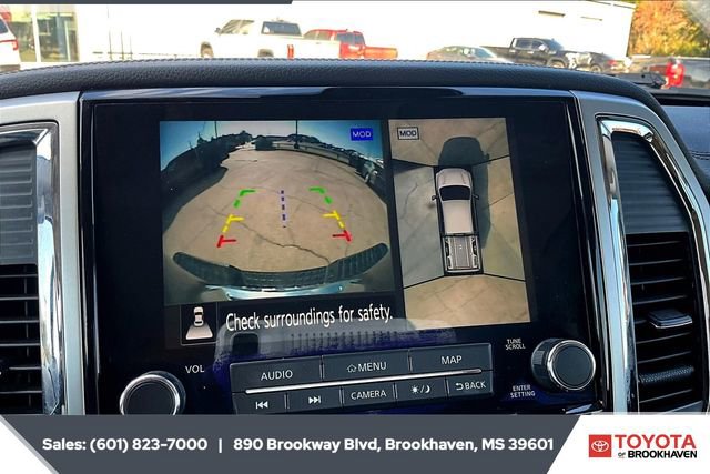 Used 2021 Nissan Titan SL w/ Moonroof Package image 15