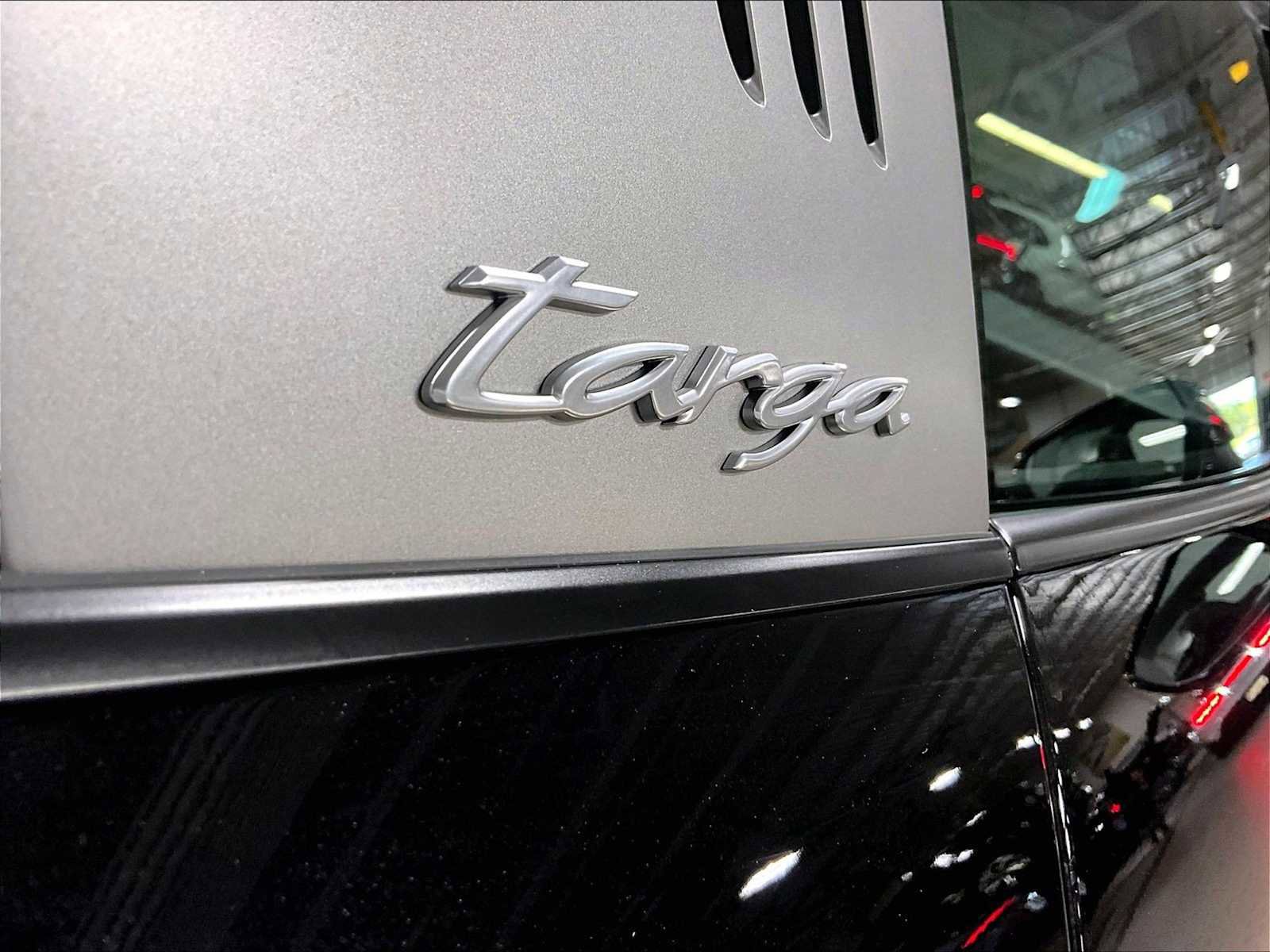 Used 2021 Porsche 911 Targa 4S image 38