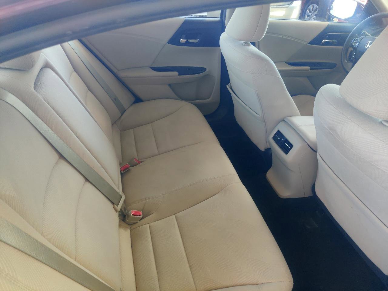 Used 2016 Honda Accord EX image 13