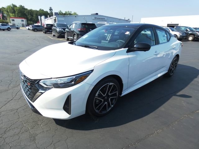 New 2025 Nissan Sentra SR w/ SR Premium Package image 7