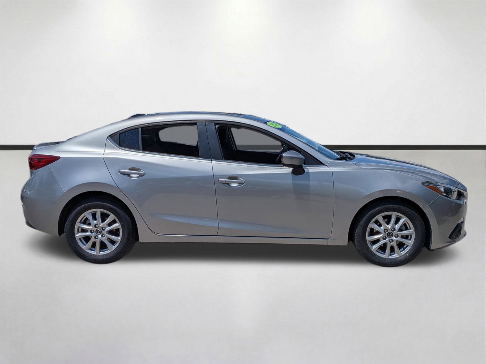 Used 2015 MAZDA MAZDA3 i Touring w/ Technology Package FWD image 3