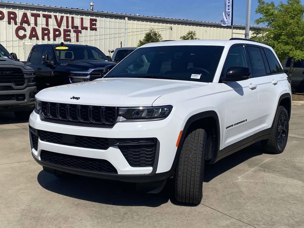 New 2026 Jeep Grand Cherokee Altitude AWD/4WD image 34