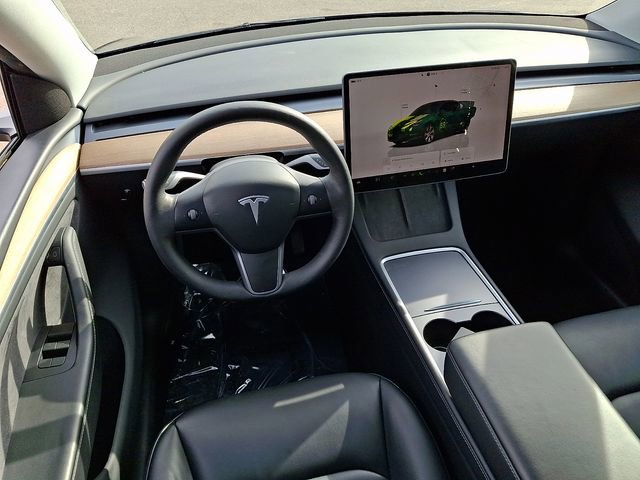 Used 2024 Tesla Model Y Long Range image 14