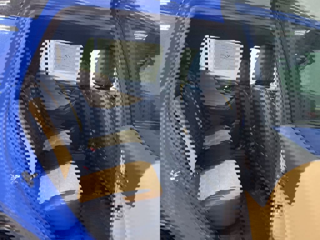 New 2026 Chevrolet Equinox ACTIV w/ Convenience Package III image 31