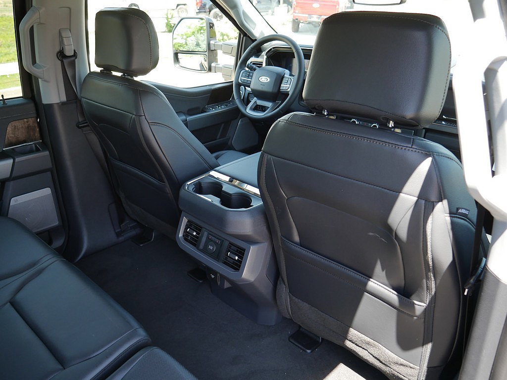New 2026 Ford F350 Lariat w/ Black Appearance Package AWD/4WD image 33
