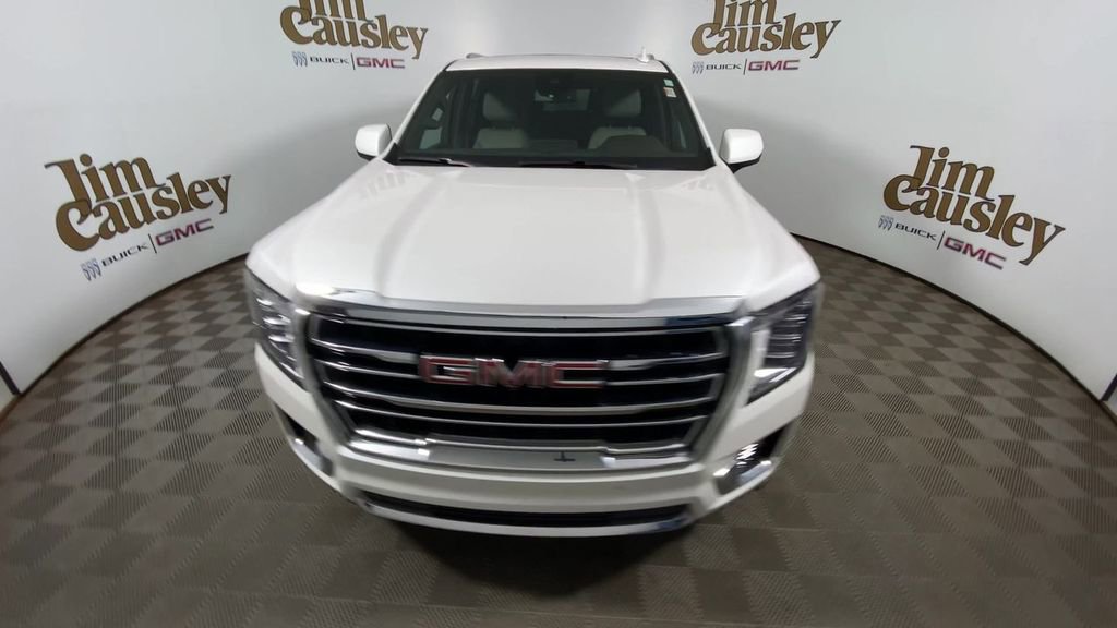 Certified 2023 GMC Yukon SLT w/ SLT Premium Package image 3