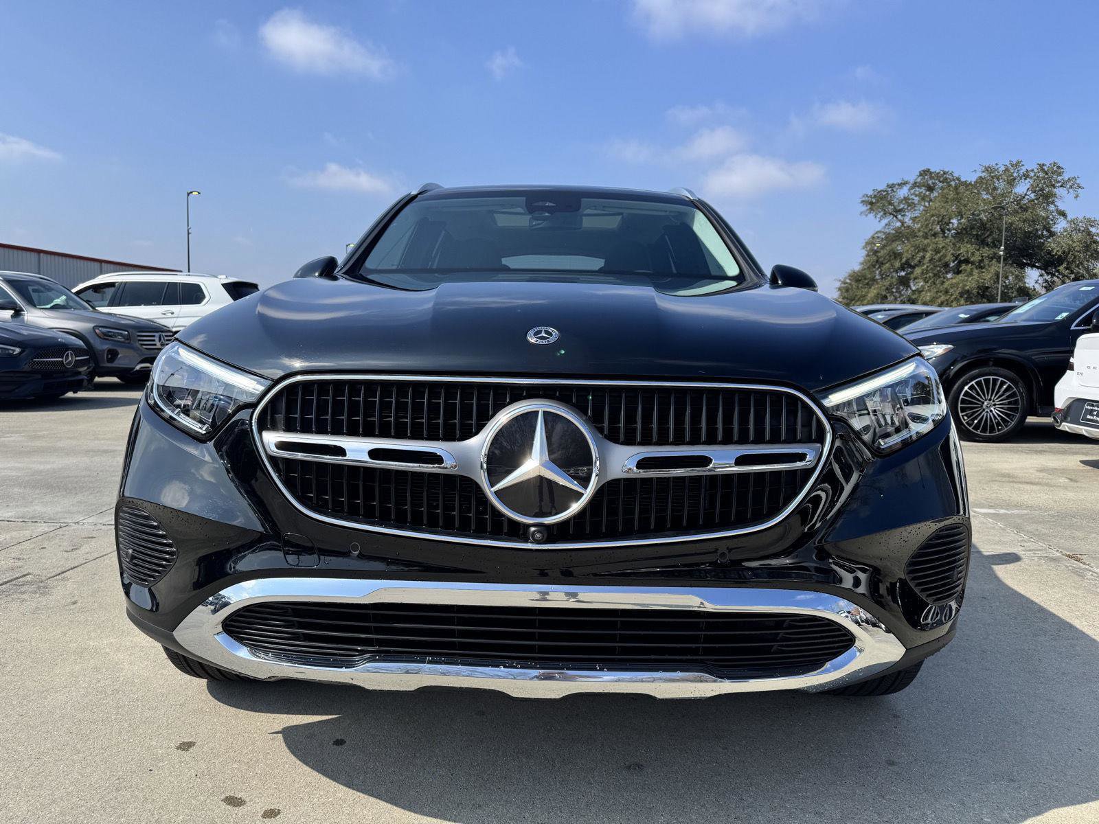 Certified 2024 Mercedes-Benz GLC 300 4MATIC image 2
