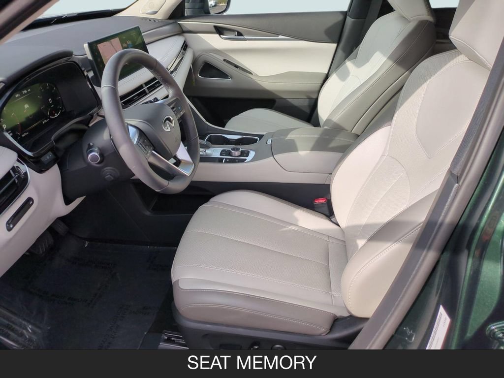 Used 2026 INFINITI QX60 Luxe w/ Cargo Package FWD image 14
