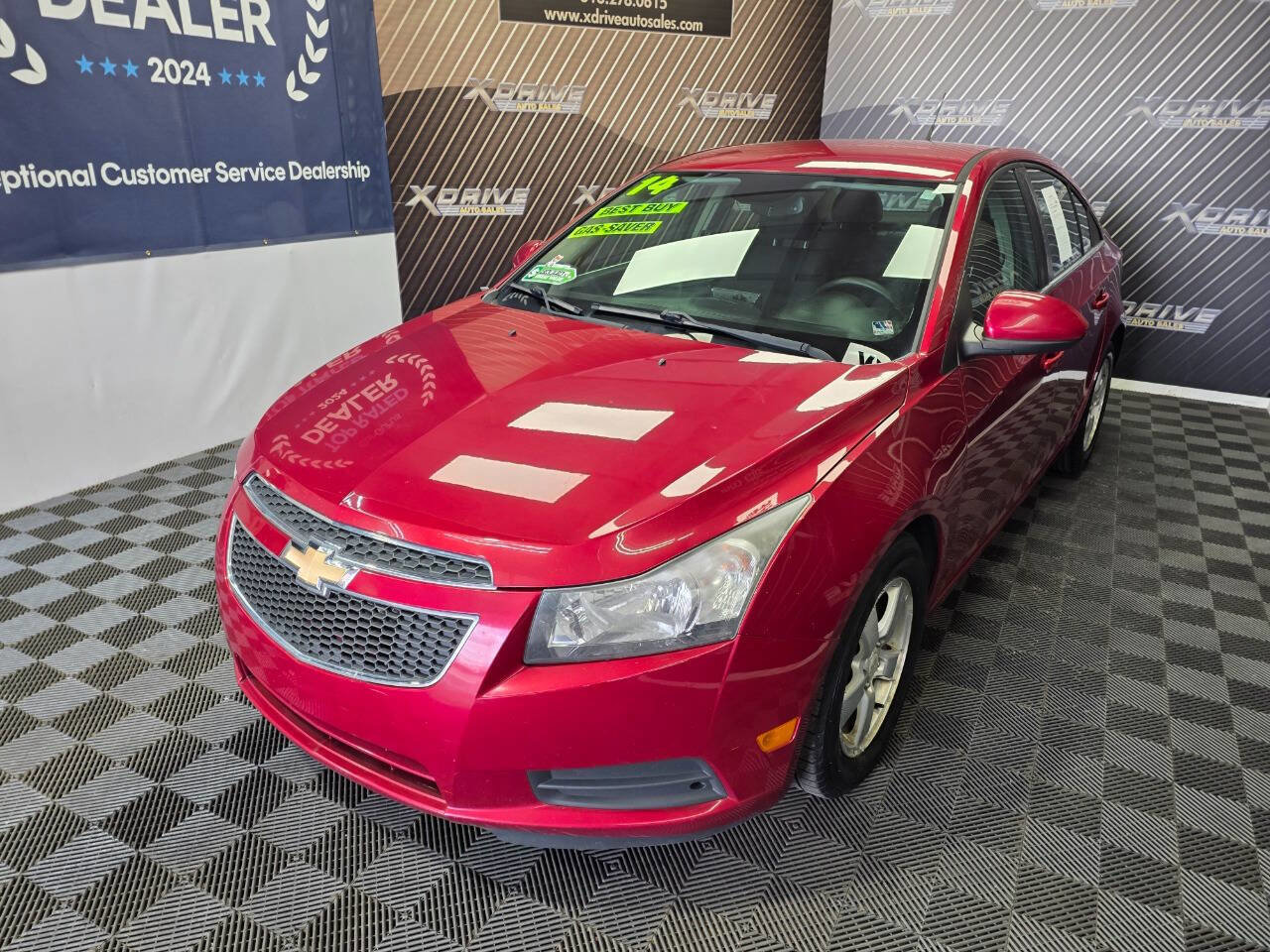 Used 2014 Chevrolet Cruze LT FWD image 2