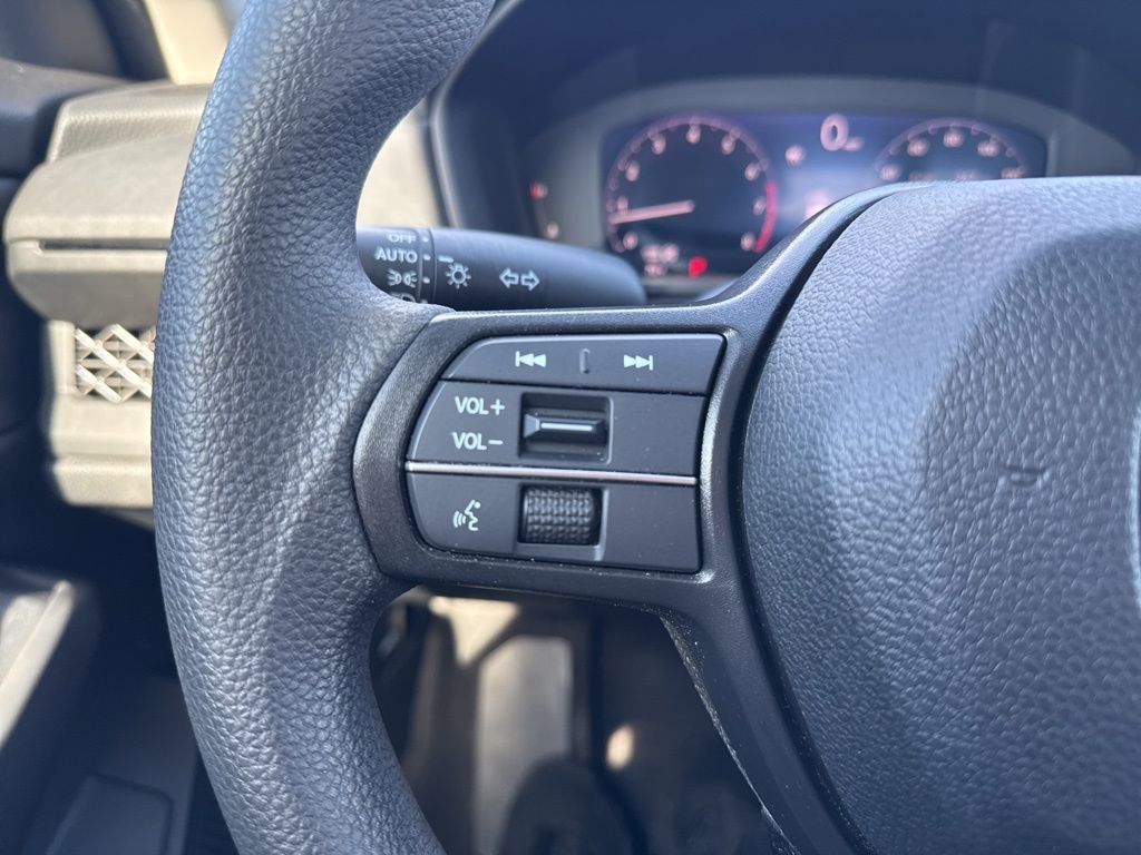 Certified 2023 Honda Accord EX image 24