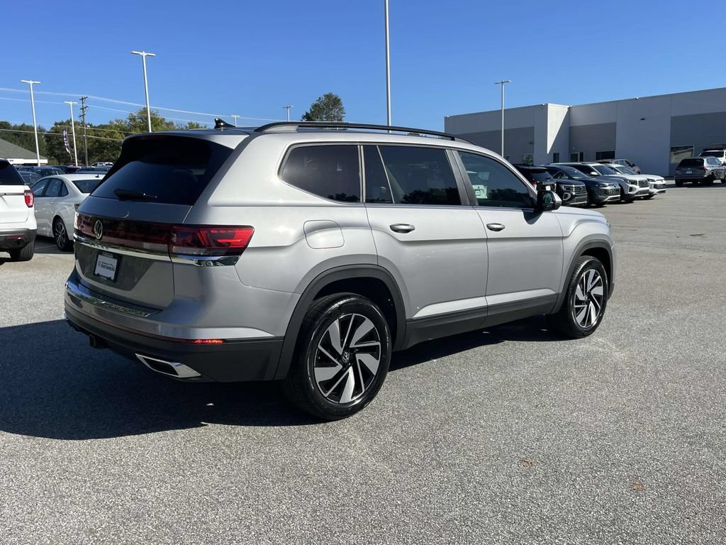 New 2026 Volkswagen Atlas SE FWD image 6