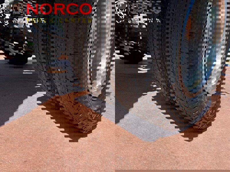 Used 2022 RAM 3500 Tradesman w/ Chrome Appearance Group image 9