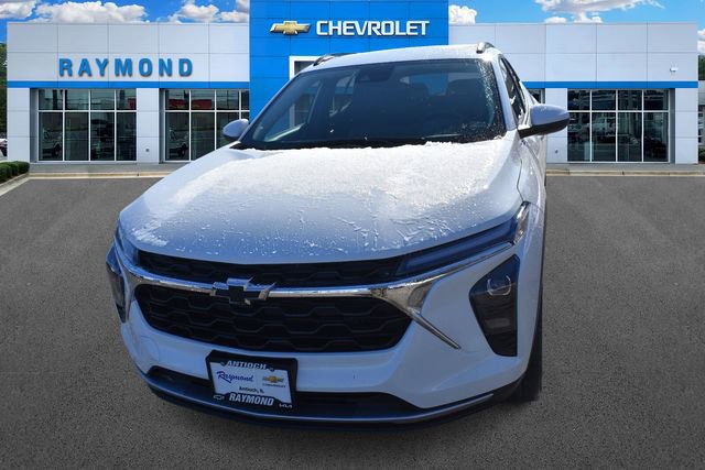 New 2026 Chevrolet Trax LT w/ Driver Confidence Package image 8