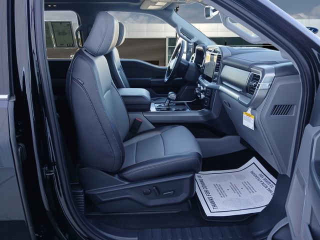 Used 2025 Ford F150 Lariat w/ Equipment Group 501A Mid image 15