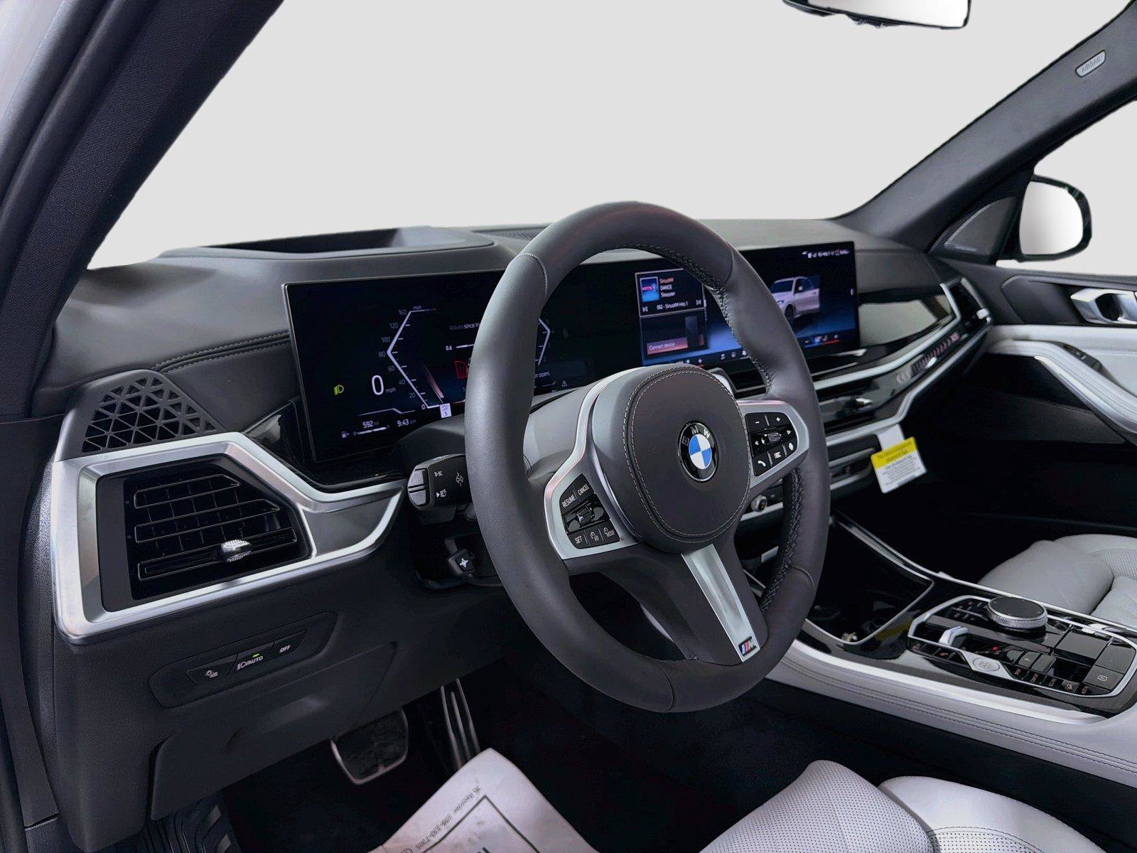 New 2026 BMW X5 xDrive40i w/ M Sport Package AWD/4WD image 9