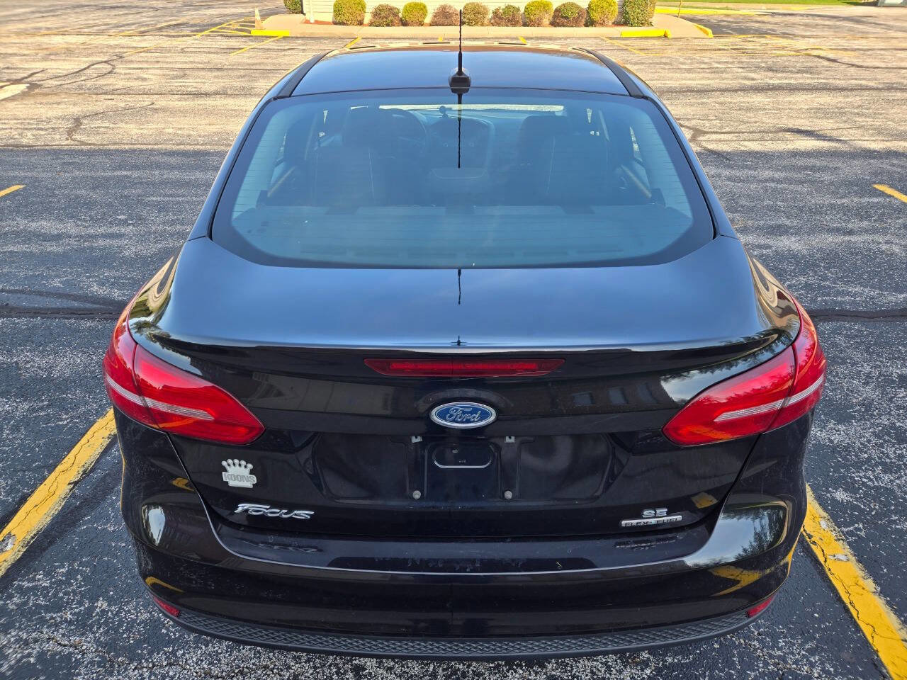 Used 2015 Ford Focus SE image 8