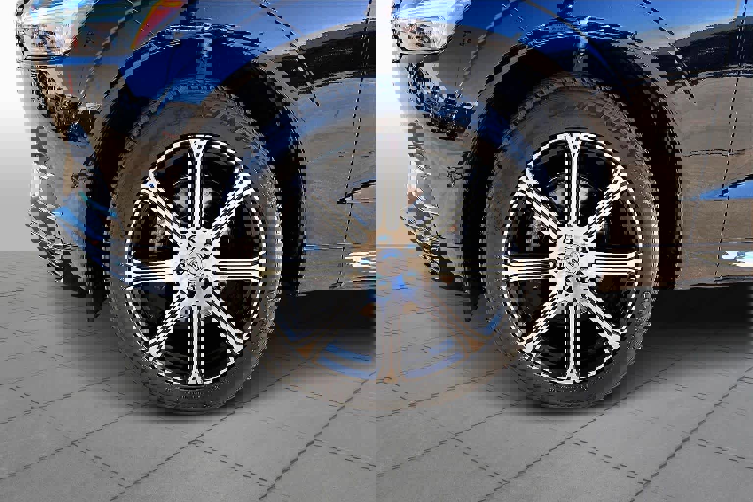 Used 2020 Volvo XC60 T5 Inscription w/ Protection Package Premier image 10