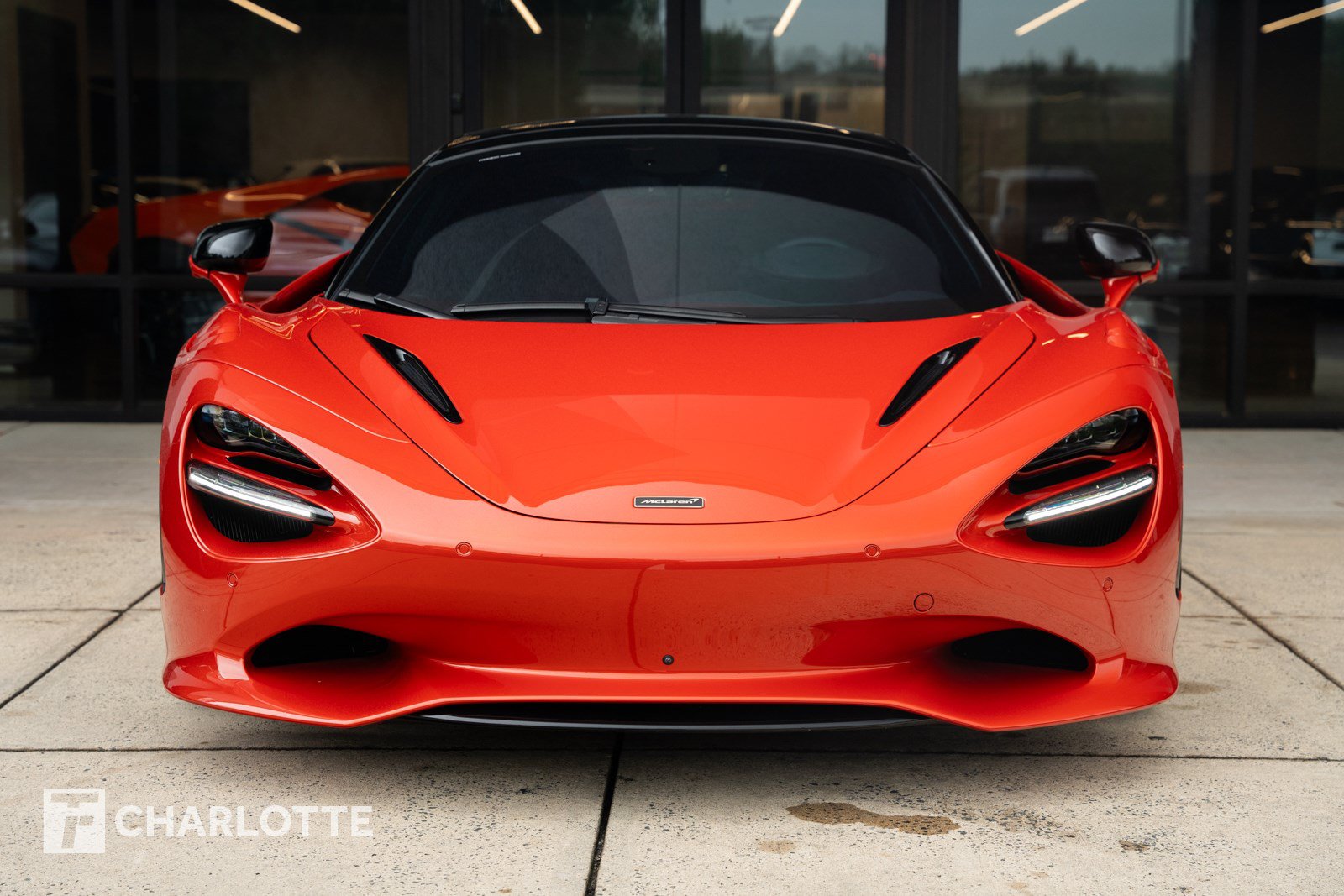Used 2025 McLaren 750S Spider RWD image 5