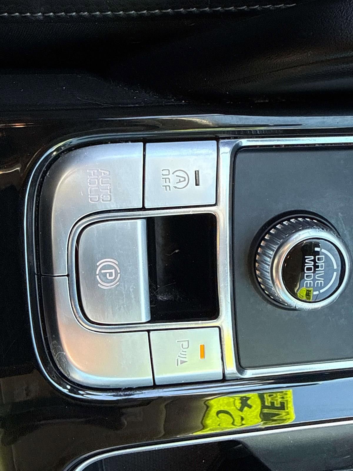 Used 2024 Kia Telluride S image 19