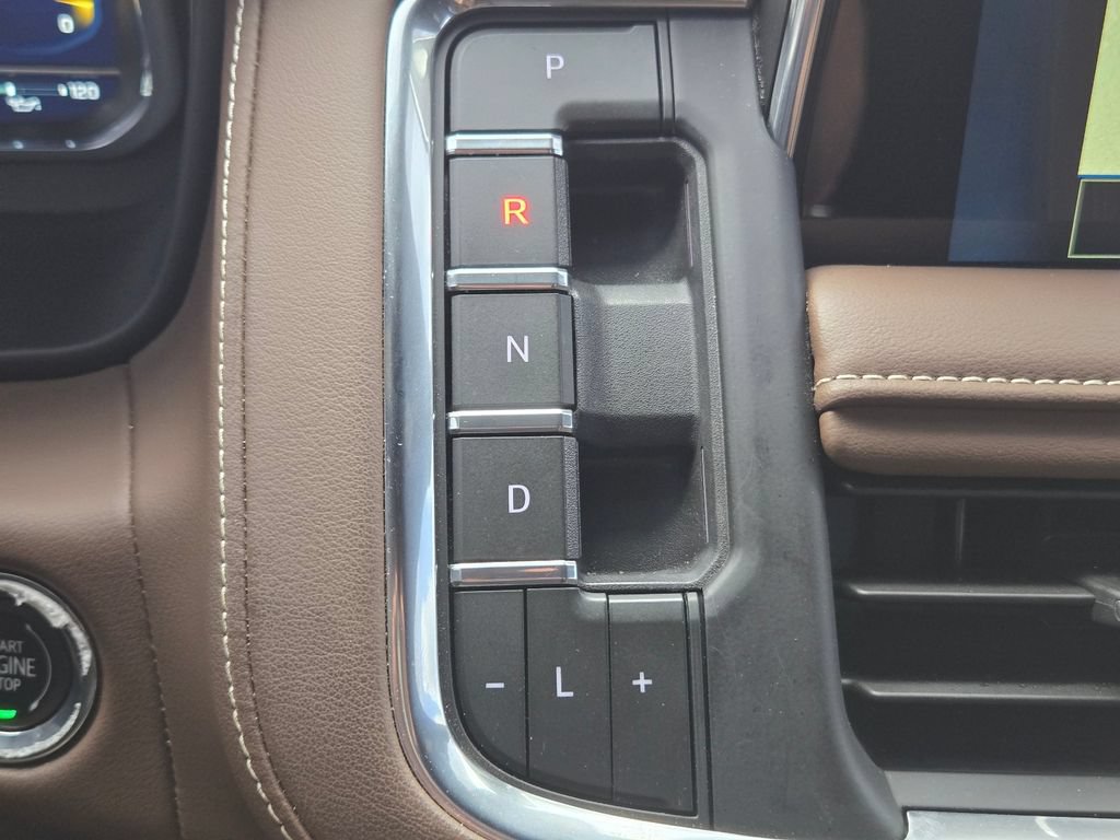 Used 2023 Chevrolet Tahoe High Country RWD image 31