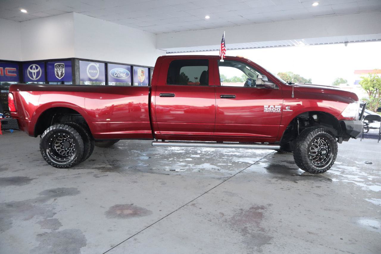 Used 2017 RAM 3500 Tradesman w/ Chrome Appearance Group AWD/4WD image 6