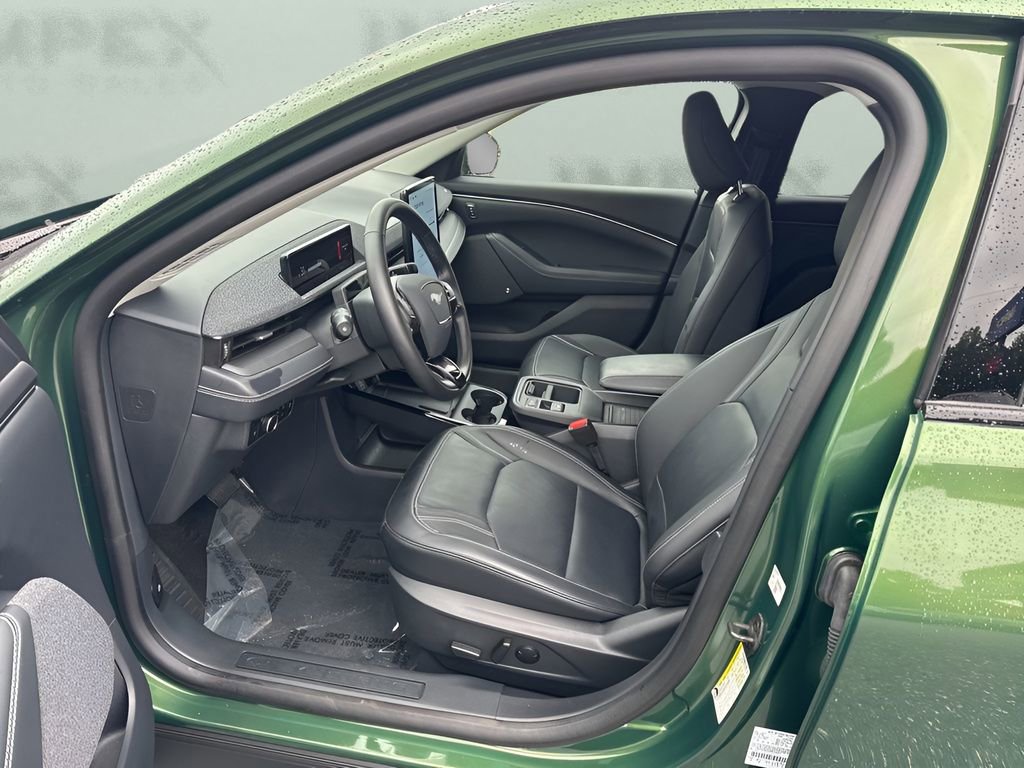 Used 2025 Ford Mustang Mach-E Premium RWD image 9