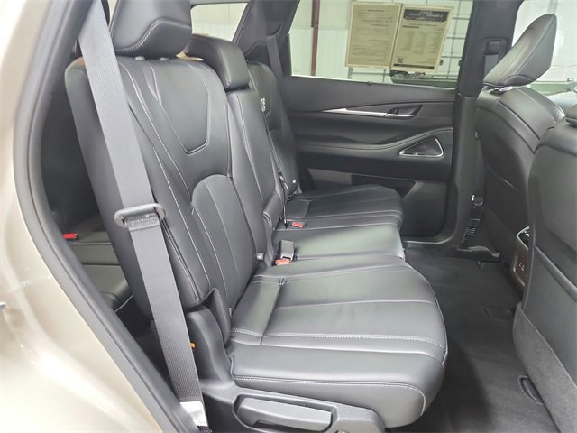 Used 2025 INFINITI QX60 Sensory image 44