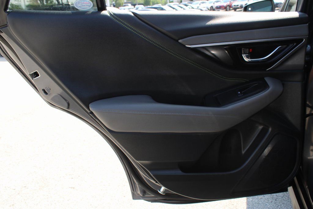 Used 2025 Subaru Outback Onyx Edition XT image 23