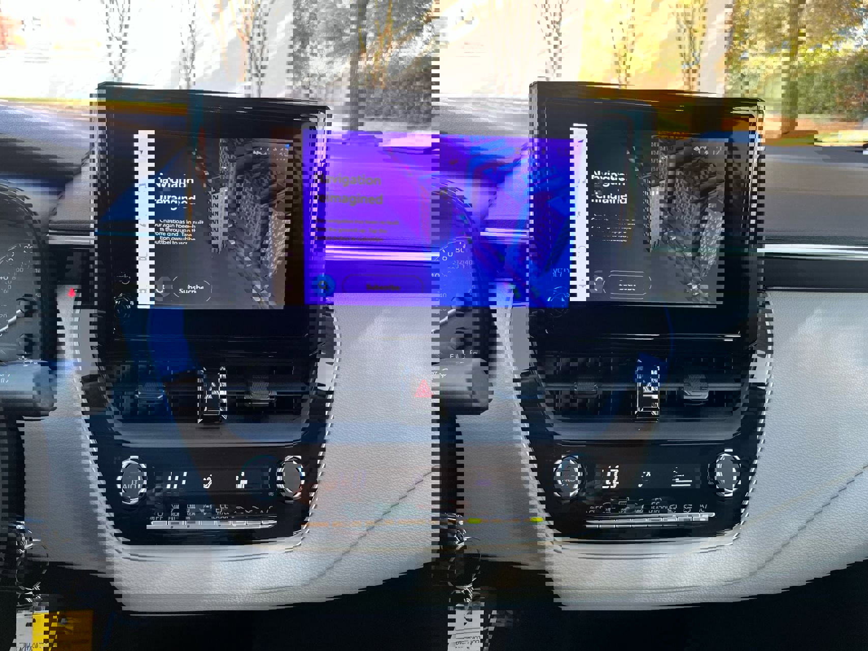 Used 2023 Toyota Corolla LE image 24