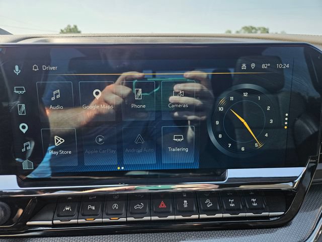 Used 2025 Chevrolet Silverado 1500 ZR2 w/ Technology Package AWD/4WD image 19