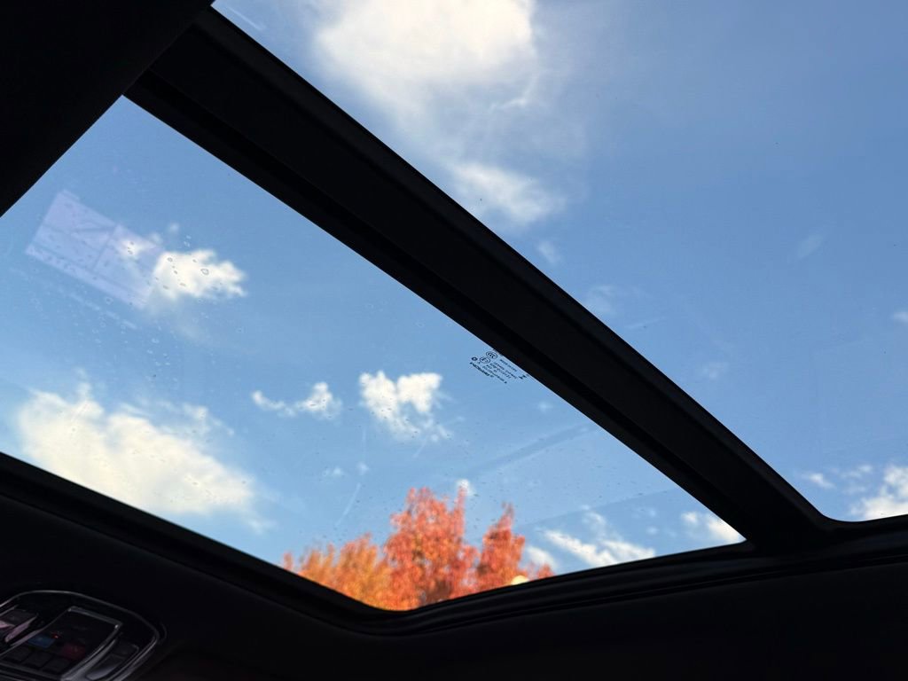 Used 2024 Jeep Grand Cherokee L Overland w/ Trailer Tow Package image 27