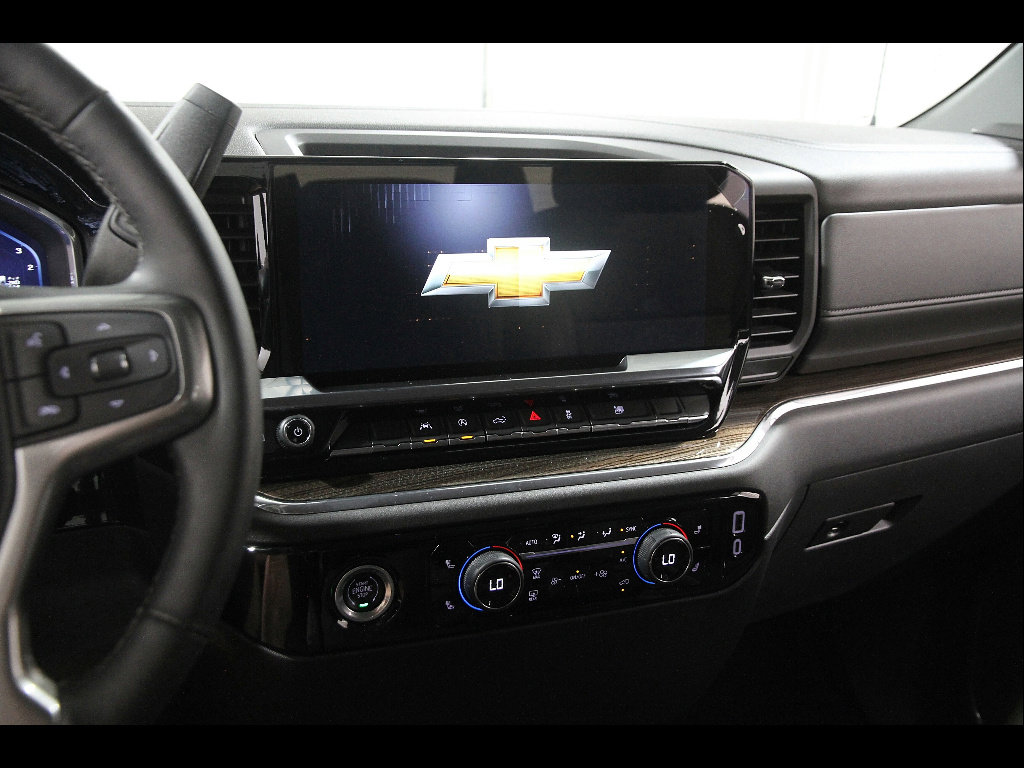 Certified 2024 Chevrolet Silverado 1500 RST AWD/4WD image 10