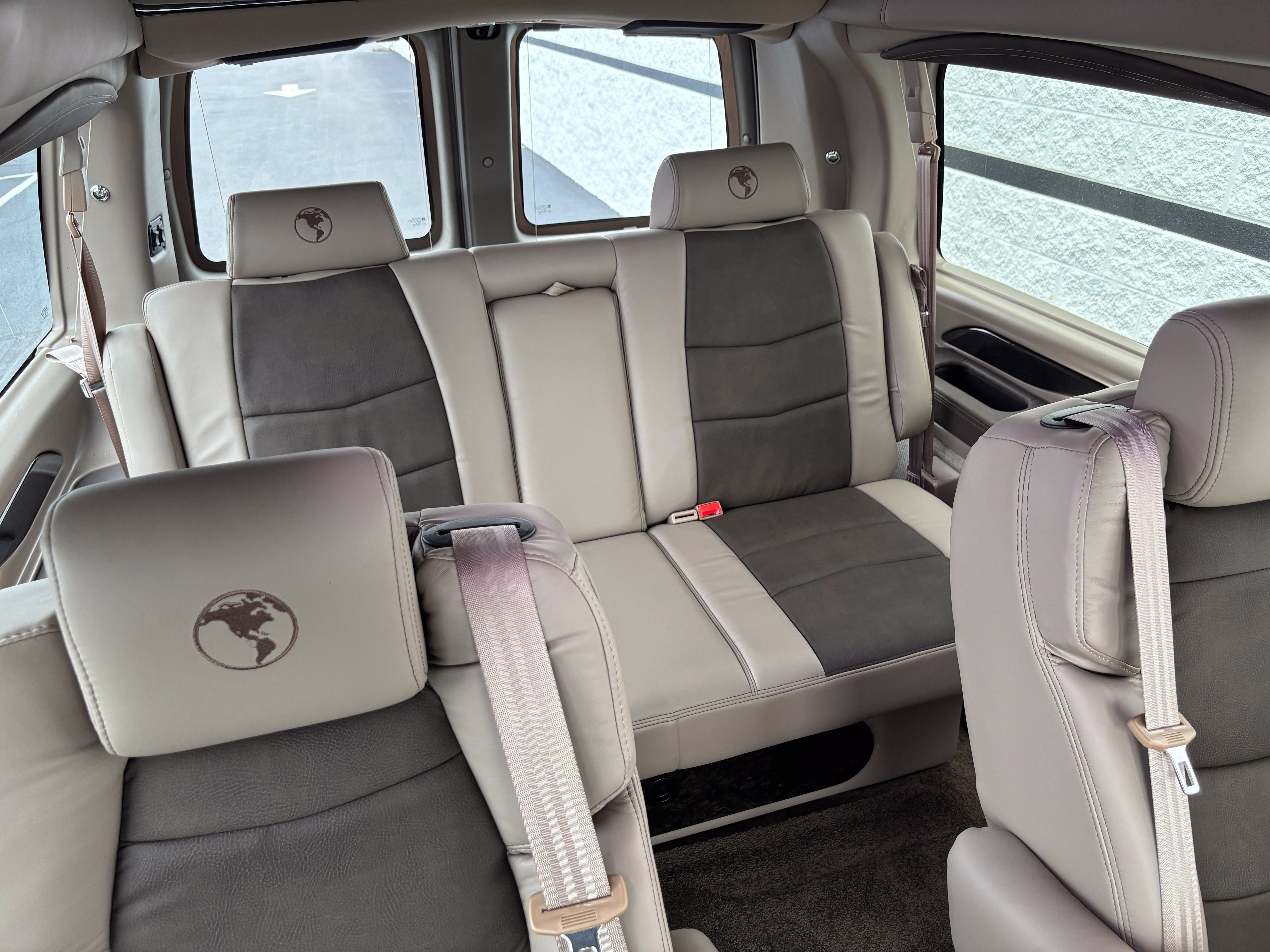New 2026 GMC Savana 2500 w/ Driver Convenience Package RWD image 50