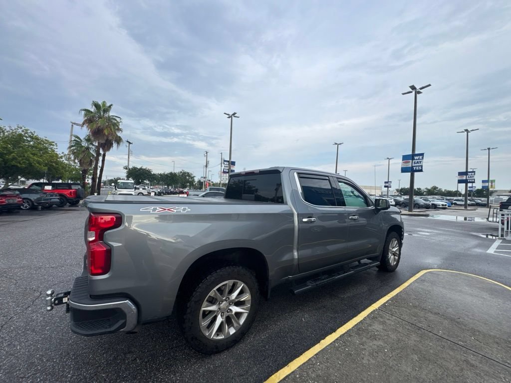 Used 2022 Chevrolet Silverado 1500 LTZ w/ LTZ Premium Package AWD/4WD image 4