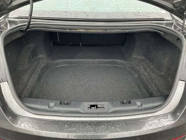 Used 2018 Ford Taurus SEL image 34