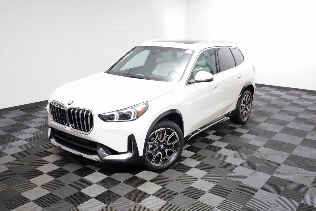 New 2026 BMW X1 xDrive28i w/ Technology Package image 2